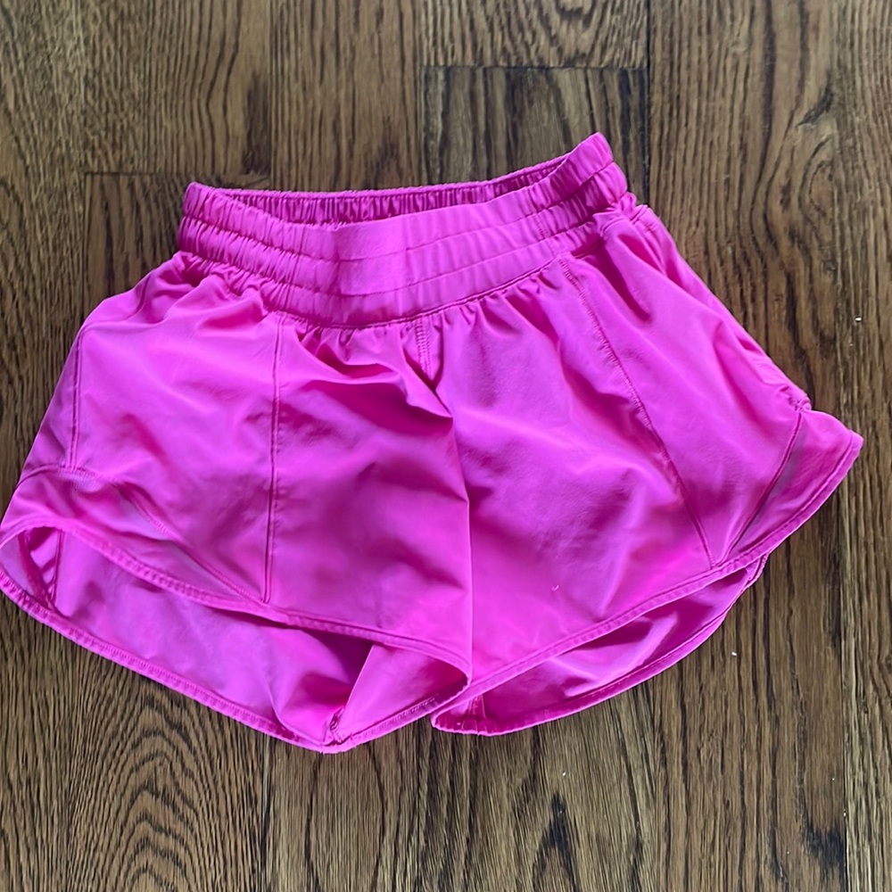SONIC PINK LULULEMON HOTTY HOTS